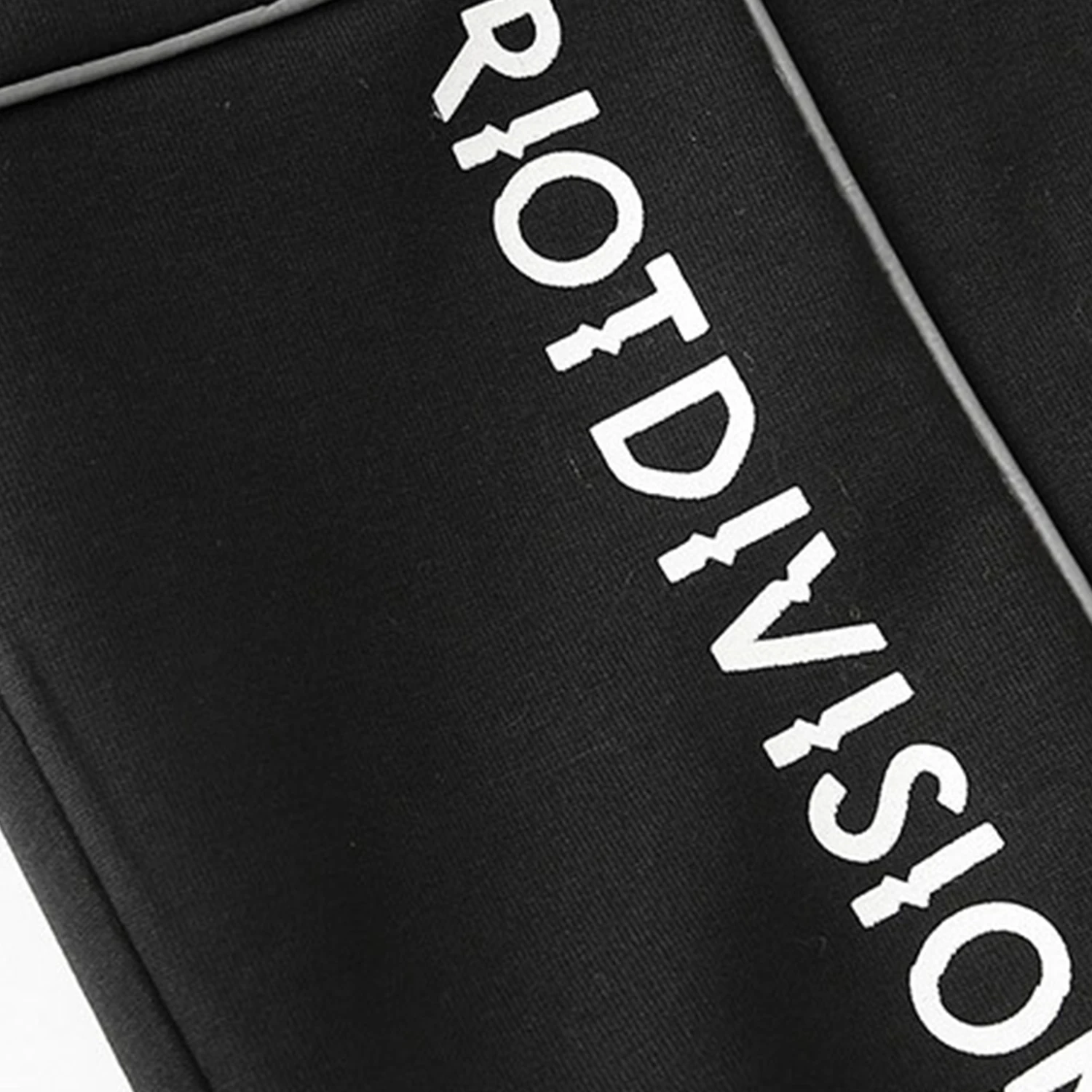 

11 byb's DARK -, - 2020