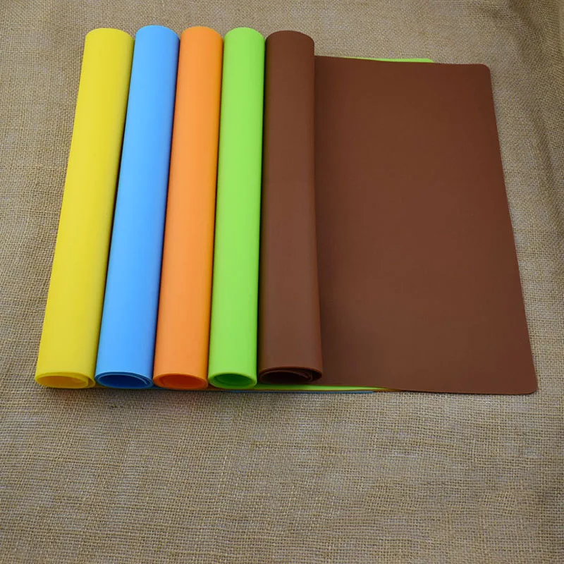 

Silicone Insulation Placemat For Students Food Grade Silicone Table Pad Anti-scald Coaster Easy Cleaning