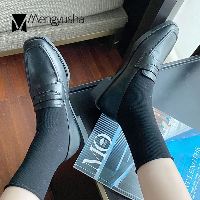 Туфли кожаные женские на низком каблуке маленькие винтажные Туфли-лоферы