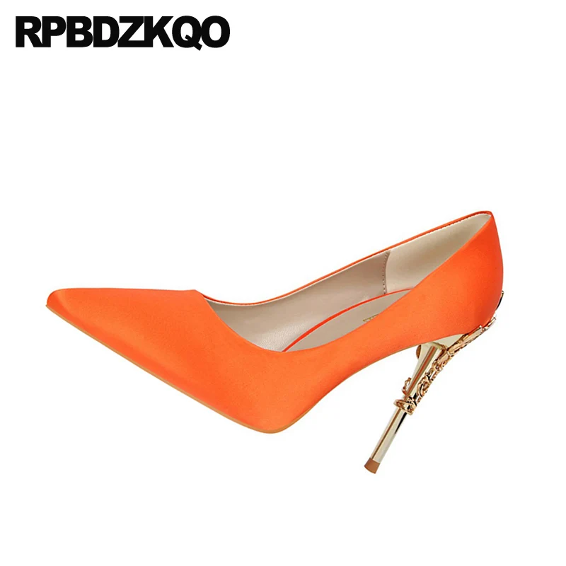 Женские атласные туфли-лодочки оранжевого цвета на высоком каблуке-шпильке с