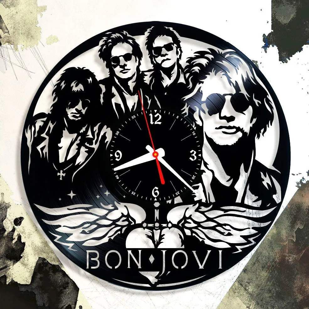 Настенные часы из виниловой пластинки &quotBon Jovi&quot | Дом и сад