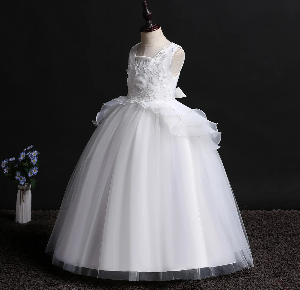 Дизайнерское официальное вечернее платье без рукавов лавандовое белое