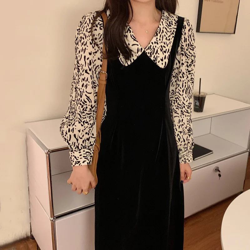 Зимнее платье корейское шикарное бархатное с воротником для младенцев