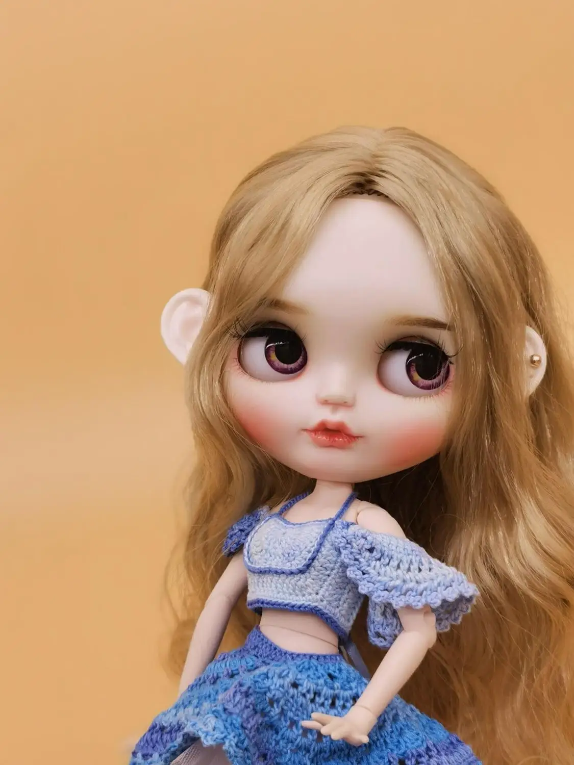 

Special handmade dolls, excluding clothes