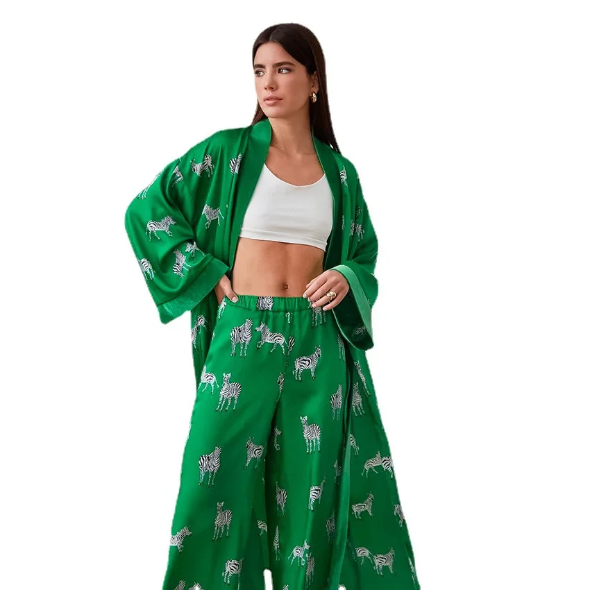 Пижама женская атласная с принтом зебры и рукавами-фонариками - купить по