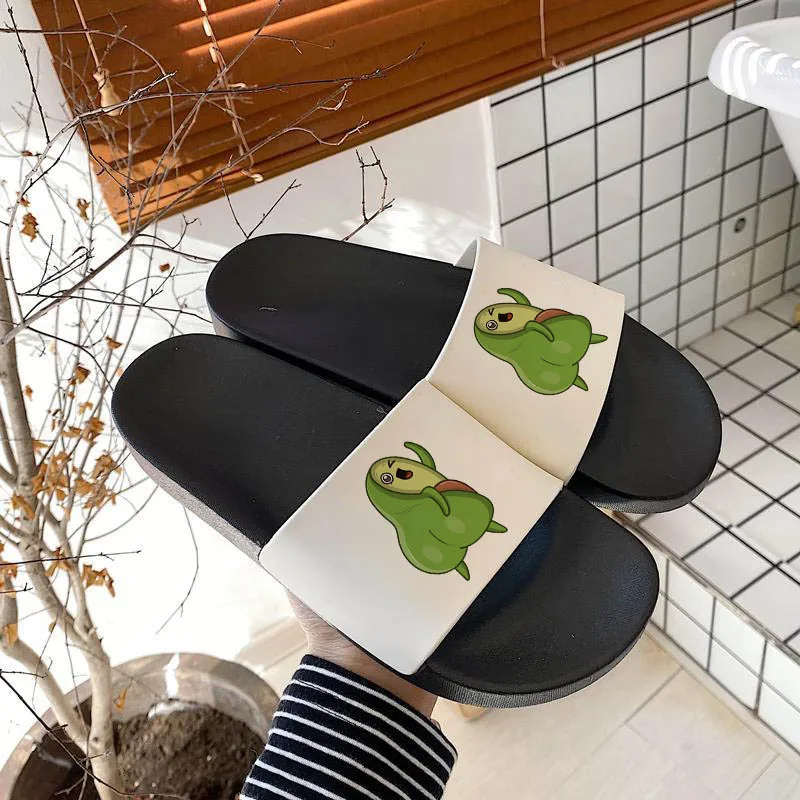 

Women Shoes Summer avocado Home slippers Indoor sandals lovely Cartoon Flat Flip Flops Non-slip Slides Fashion Ladies shoes 2021