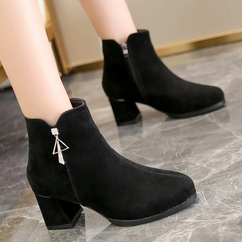 

Women Boots Fashion Sexy Women Ankle Boots Comfortable Women High Heels Black Design Ladies Boots Soft Female Shoes Botas Mujer