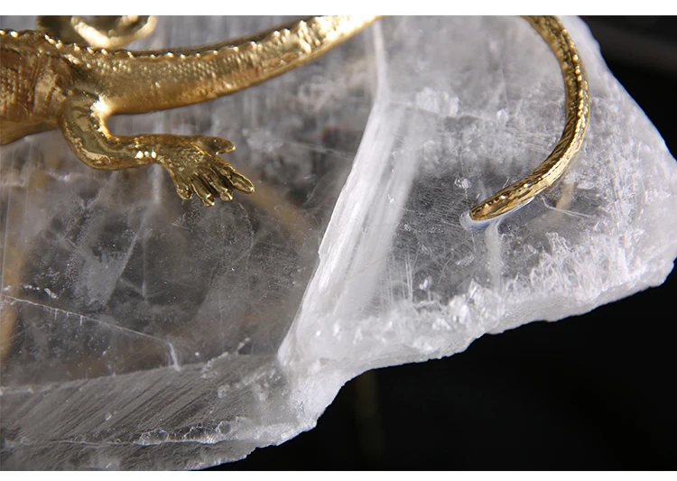 

Luxurious Copper Alizard Crawling On Natural Crystal Stone Statue Home Room Decor Crafts Room Objects With Metal Frame Figurines