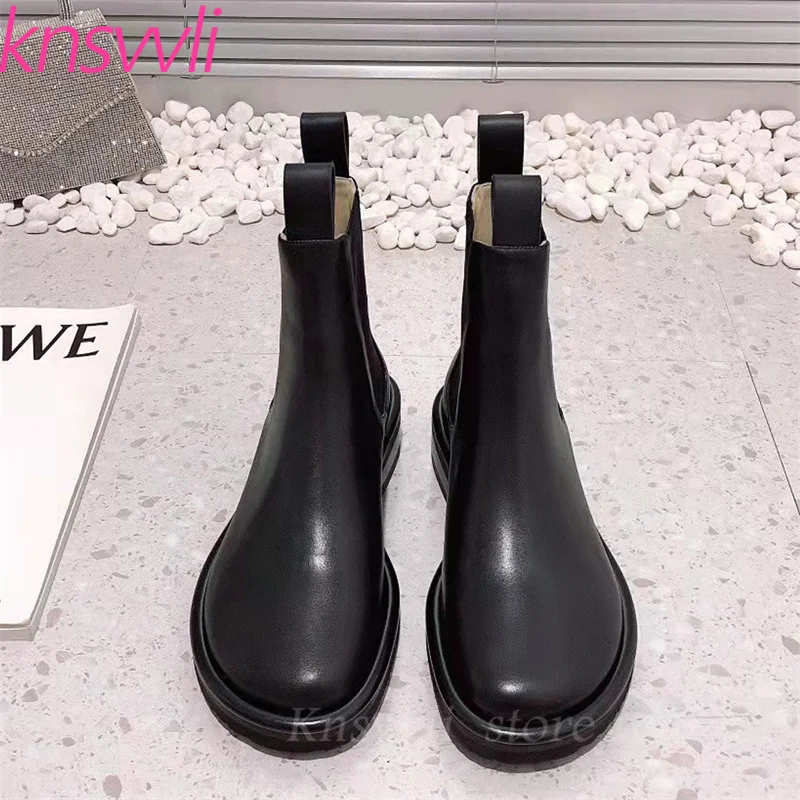 Осенние Новые короткие ботинки женские из натуральной кожи на плоской подошве