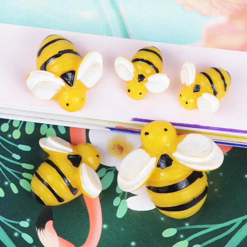 

20PCS Kawaii Bee Miniature Figurines Animals Flatback Resin Cabochon DIY Embellishments for Scrapbooking Craft Supplies 3 Sizes