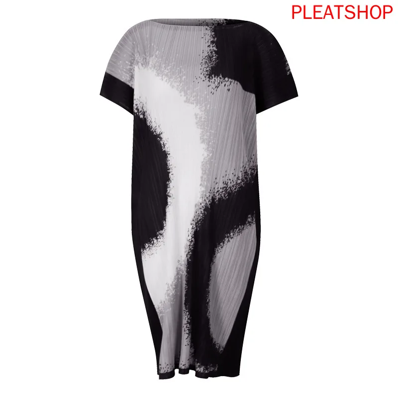

MIYAKE Spring and Summer New Elegant Dress Positioning Printing Round Neck Short Sleeve Stretch Large Size Dress Pleats Vestido