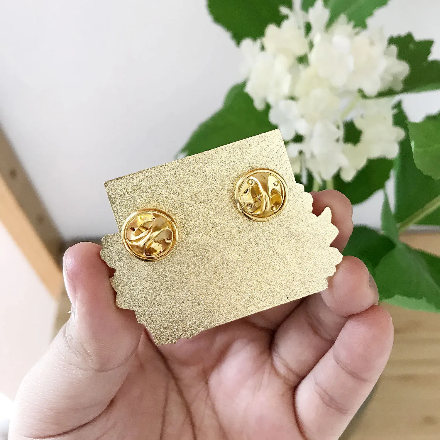 

The Untamed Wei Wuxian Lan Wangji Xiao Zhan Wang Yibo Metal Badge Button Brooch Pins Anime Collection Medal Toy Souvenir Gift