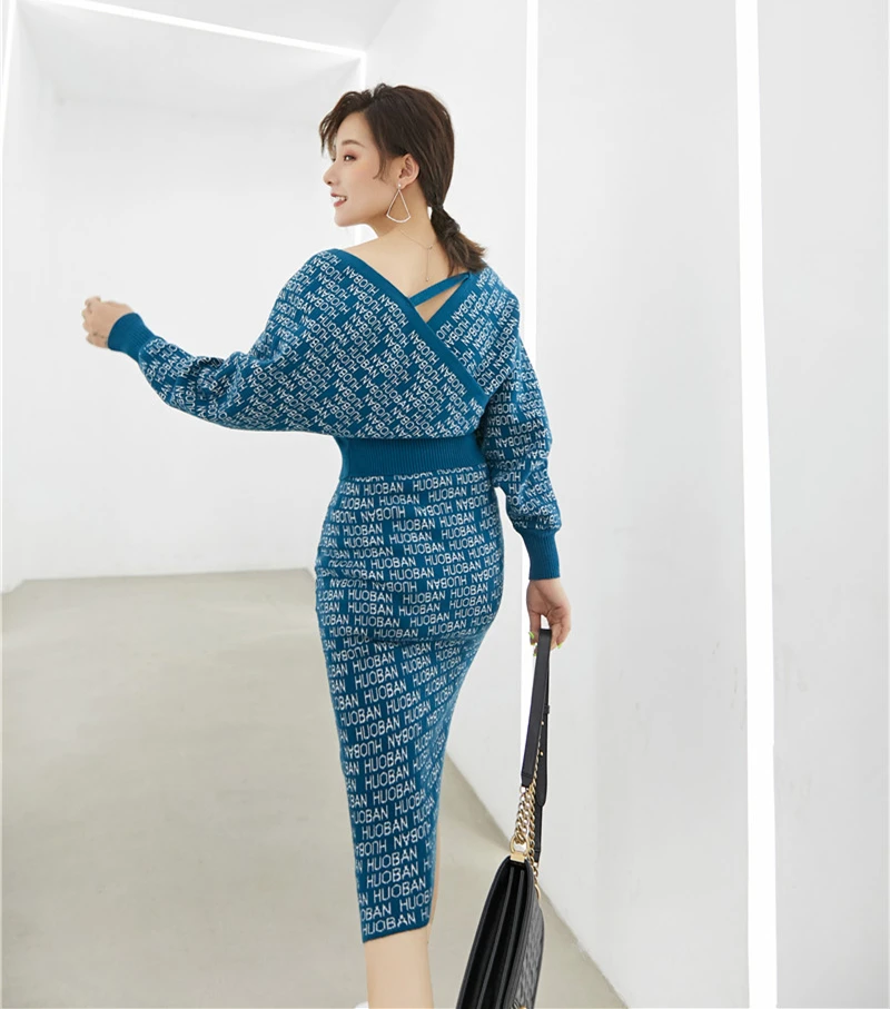 Фото CHEERART Two Piece Sweater Skirt Set V Neck Backless Letter Print Japanese Blue Crop Top Winter Woman Outfit 2019 CHEERART Two Piece Sweater Skirt Set V Neck Backless Letter Print Japanese Blue Crop Top Winter Woman Outfit 2019