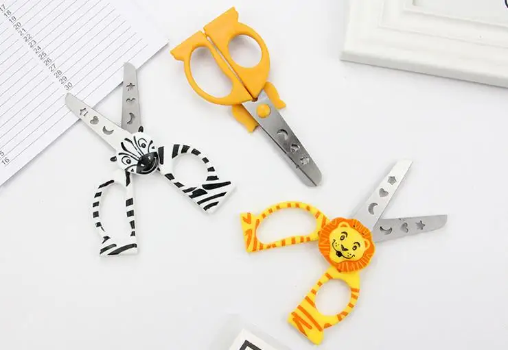 1 шт милые DIY лесные животные, тигр, Лев, Лошадь пластиковые ножницы для резчик бумаги; Скрапбукинг, Офисные, школьные, корейские канцелярские принадлежности