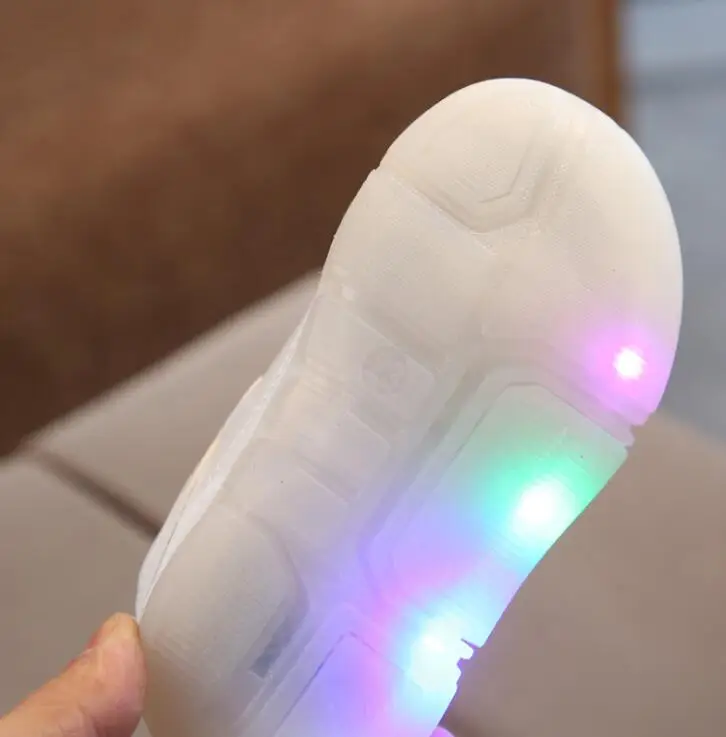 Кроссовки детские спортивные на липучке со светодиодной подсветкой | Детская