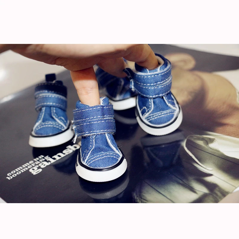 

Fashion Puppy Shoes Pet Protection Soft-soled Pet Dog Shoes Blue Classic Casual Denim Canvass Style Pet Shoes Sport Dog Shoes