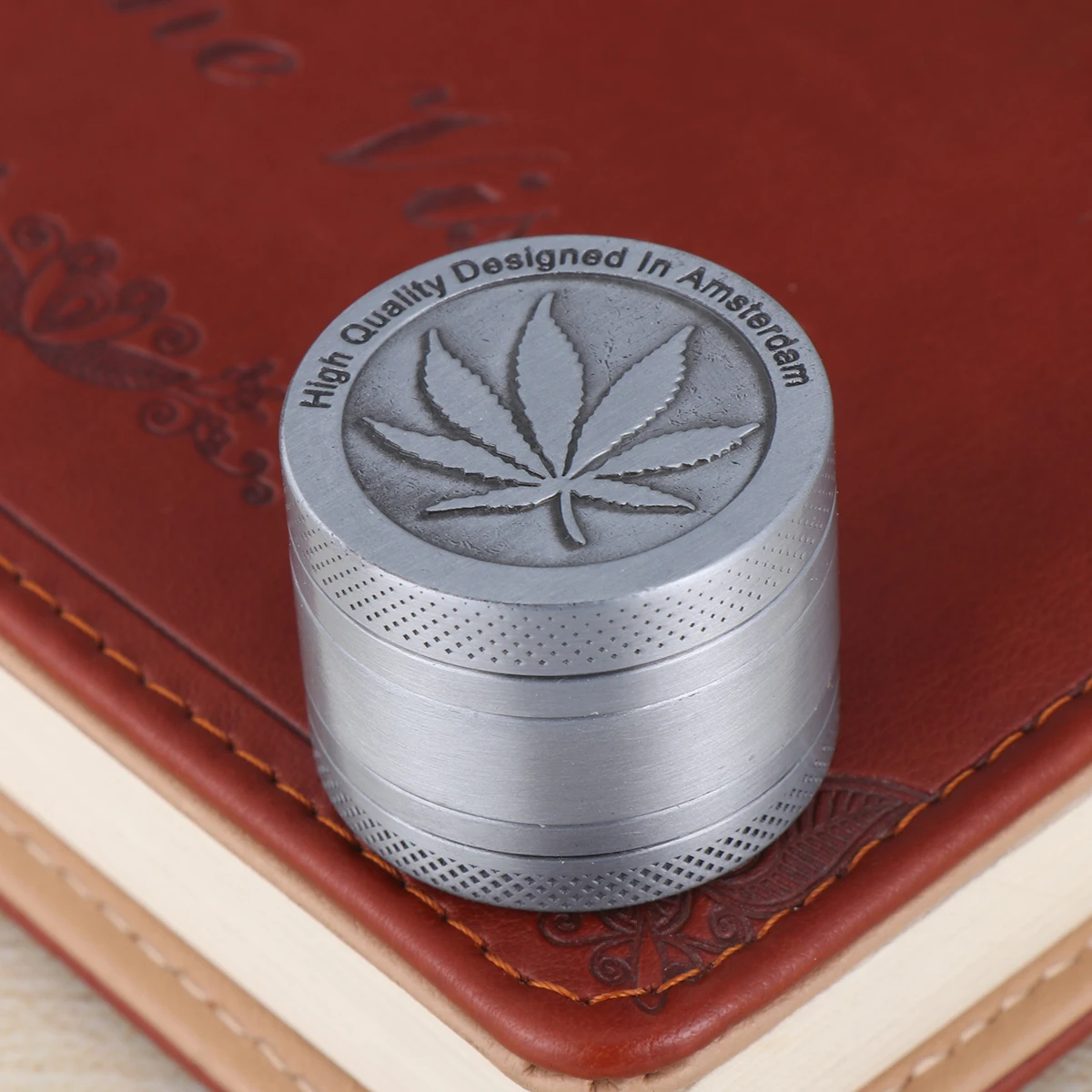 1 шт. 30 мм 3 слоя металлический измельчитель для табака мельница специй трав