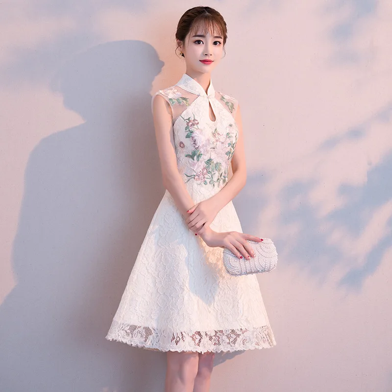 

Pink Embroidery Flowers A-Line Banquet Dresses Vintage Mandarin Collar Chinese Gown Cheongsam Skirt Wedding Party Dress Vestidos