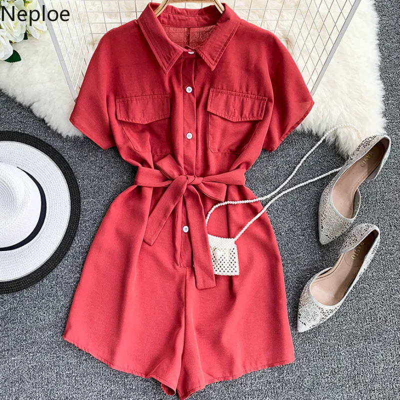 Женский комбинезон с отложным воротником Nepole однобортный карманами и поясом на