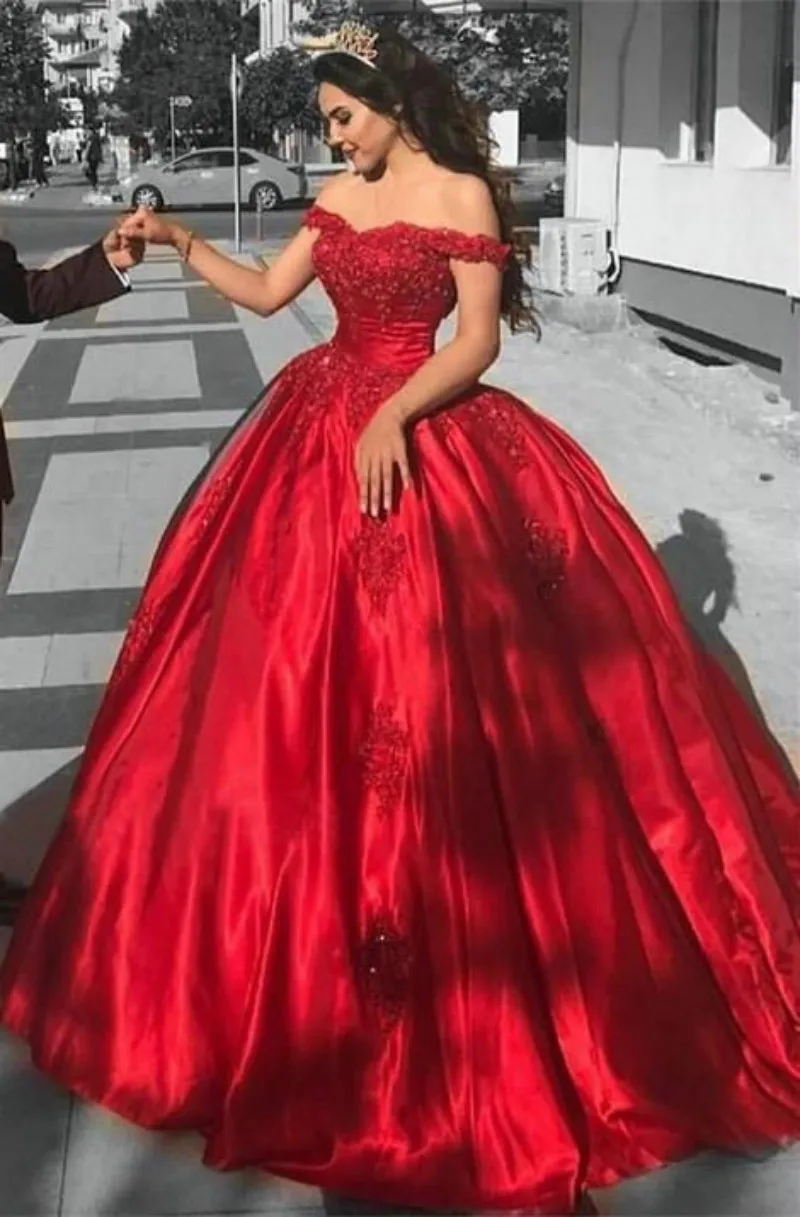 

Away from the shoulder Red Prom dresses Long 2020 Cheap pearl lace Formal evening dresses Quinceanera Sweet 16 Dress Black girl