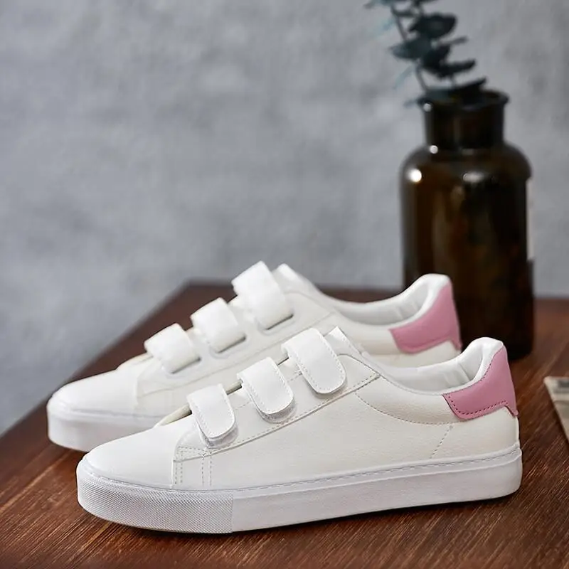 

White Shoes for Women 2021 Spring New Internet Hot Korean Style Board Shoes for Students Daily Street Shooting Casual Flat Shoes