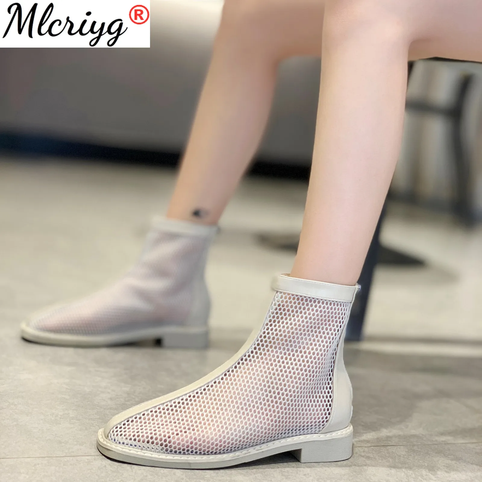 

2021 Round Toe Zipper Mesh Hollow Out Breathable Candy Color Single Women Cool Shoes Flats New Spring Summer Fashion 35-40 Tenis