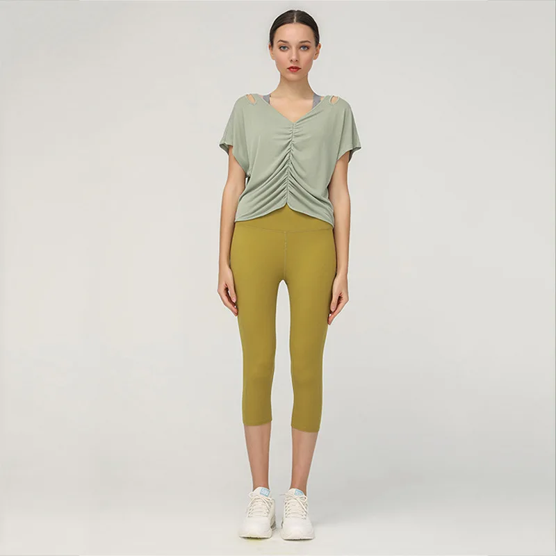 Alo Yoga Yoga Pants Capri Pants 