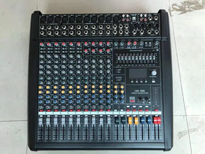 10 канальная компактная микшерная приставка среднего размера с функцией