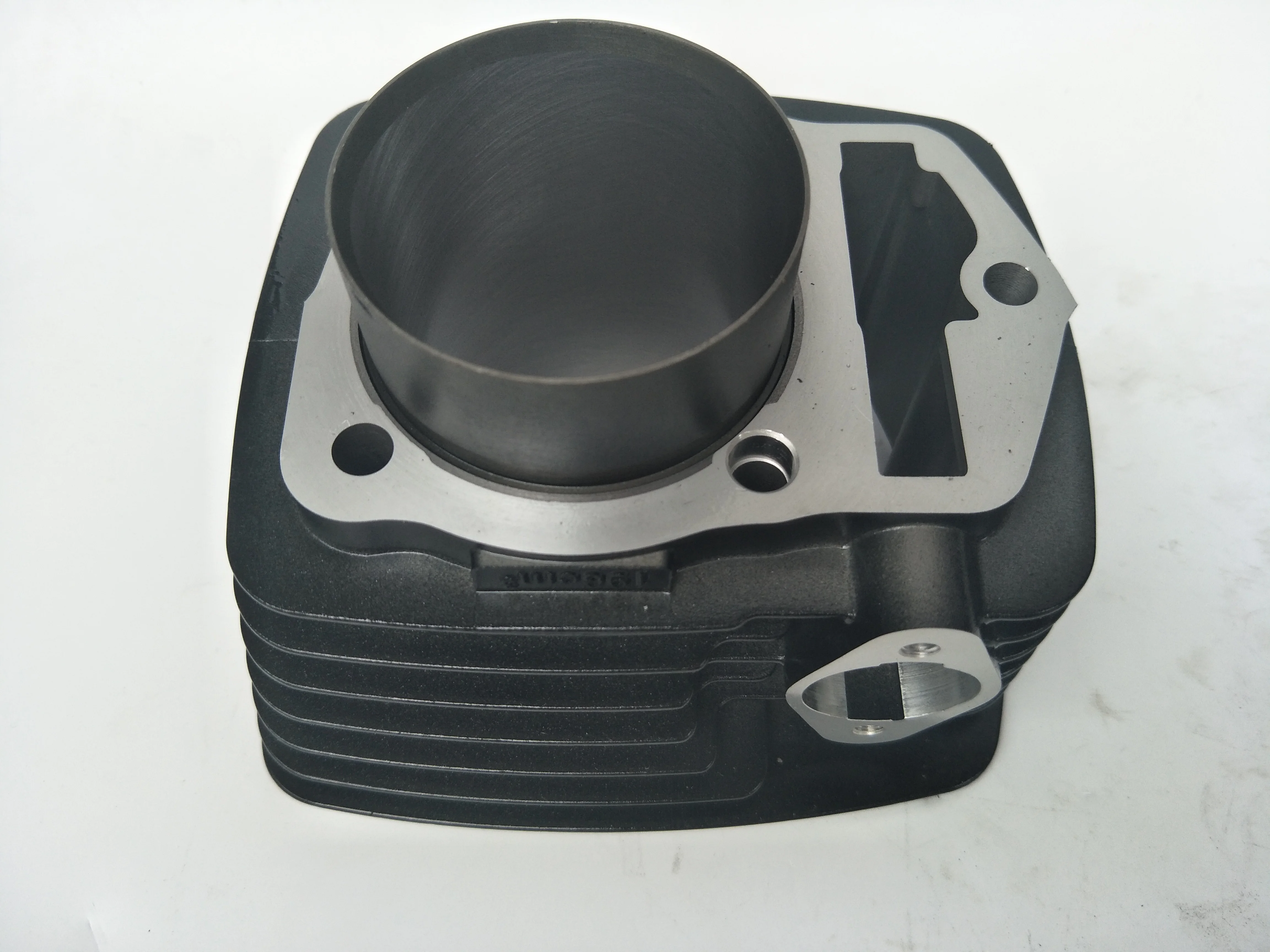 

Motorcycle Engine Parts Cylinder Gas Cylinder CB200 / RE200 Engine Pistons and Rings 63.5mm Piston Kit