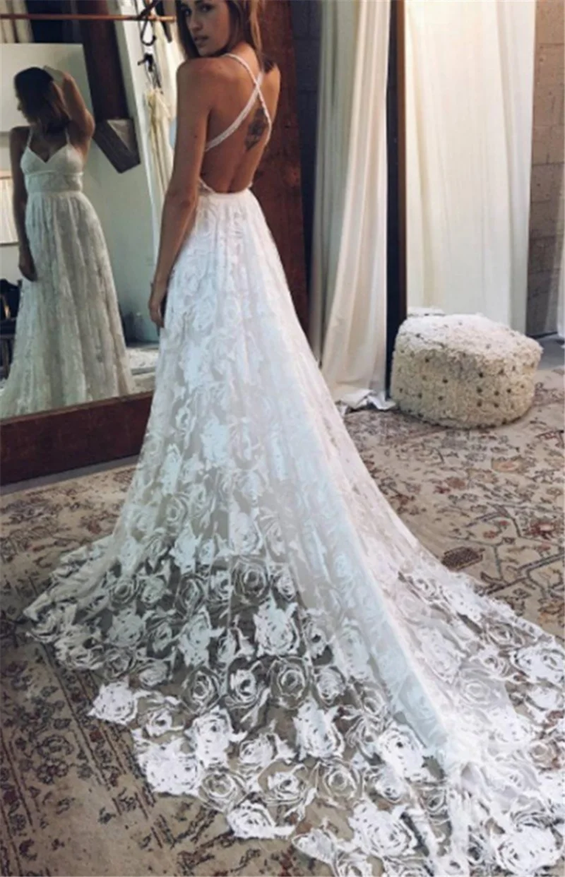 

Stunning A-line Spaghetti Straps Split Lace Long Beach Wedding Dresses For Bride Boho Beach Bridal Gowns robe de mariee