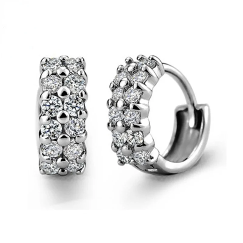 

Серьги женские из серебра 925 пробы с бриллиантами