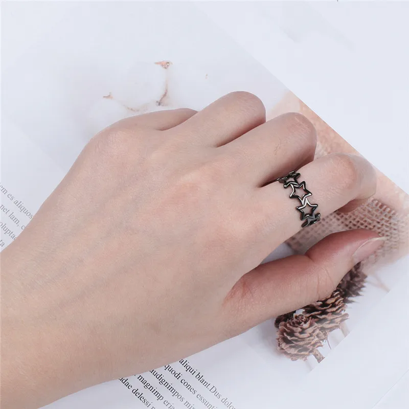 Женское кольцо на палец модное серебряное из серебра 925 пробы с полой звездочкой