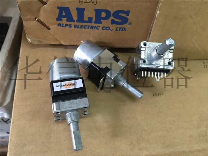 

[VK] Oslo VS-8200A amplifier potentiometer ALPS motor potentiometer B100K double handle 25MMF switch