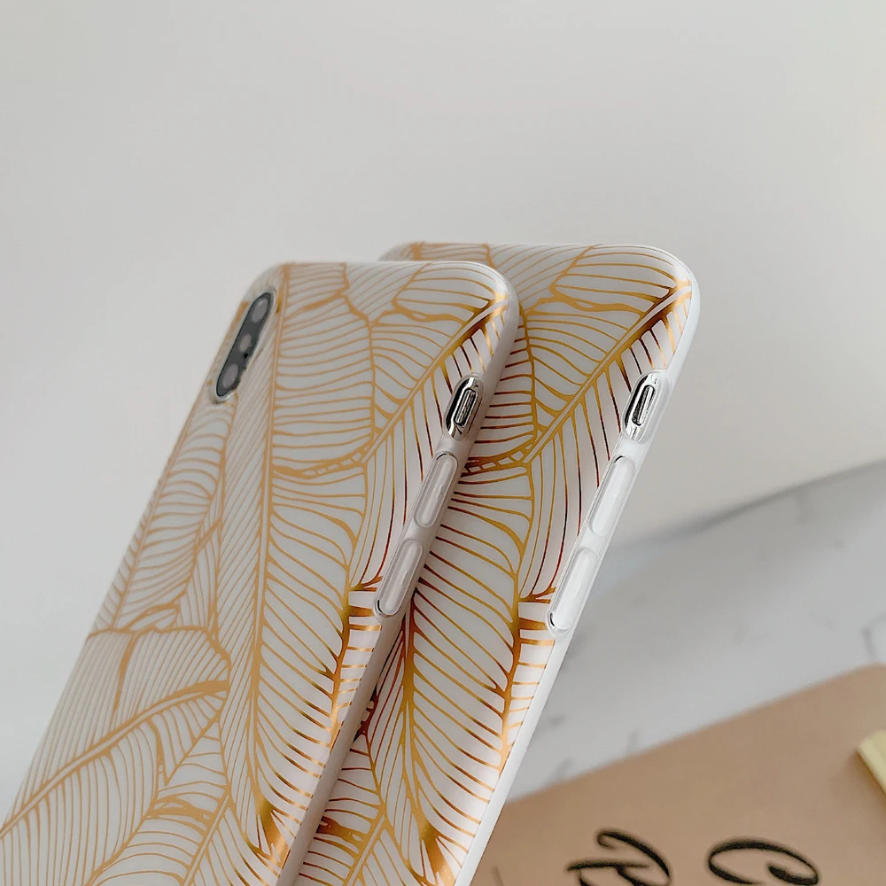LACK Gold Plating Banana leaf Case for iphone 11 11Pro Max XS Max X XR 6 6S 7 Plus phone Case Luxury laser Back Cover Capa Coque