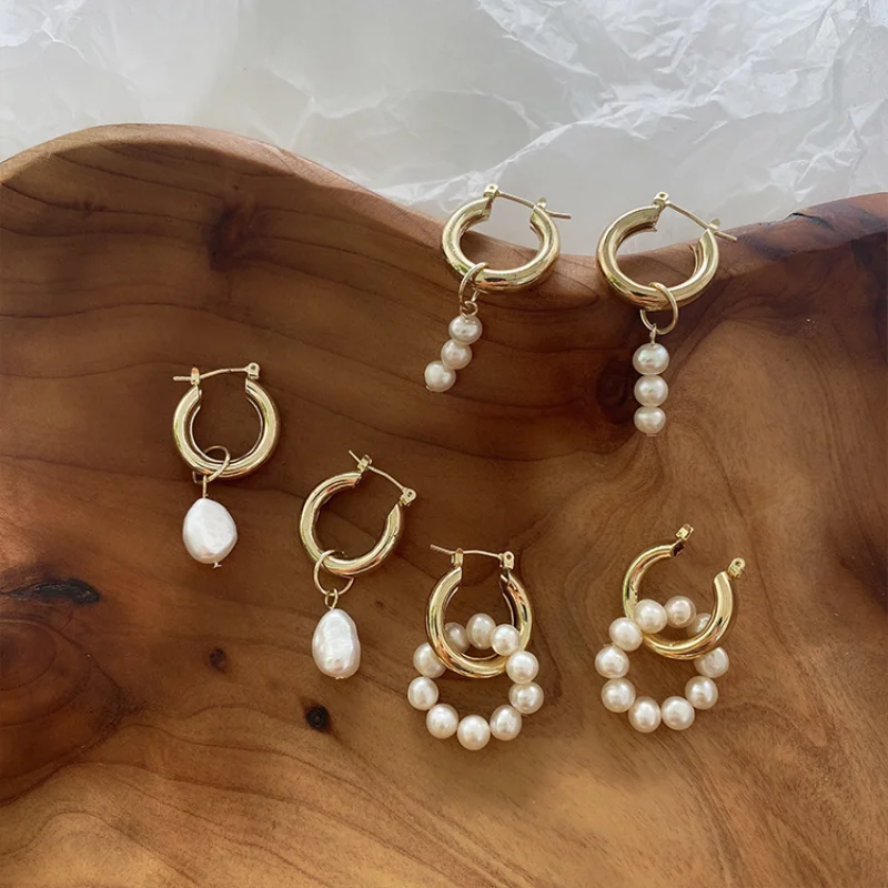 

Fashion Jewelry Natural Freshwater Pearls Earrings Popular Style Metal Golden Plating Geometric Beads Drop Earrings For Women