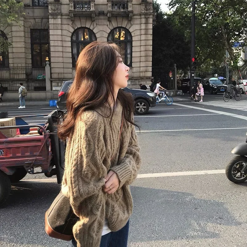 

Autumn and Winter New Knitted Sweater Women's Loose Outer Wear Lazy Style Knitted Bottomed Shirt Aesthetic Sweater