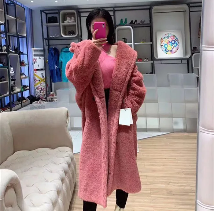 pink Зимнее пальто с натуральным мехом, плюшевый мишка, коричневые флисовые куртки, женский модный костюм, воротник из альпаки, плотное пальто, теплая длинная парка - Цвет: pink