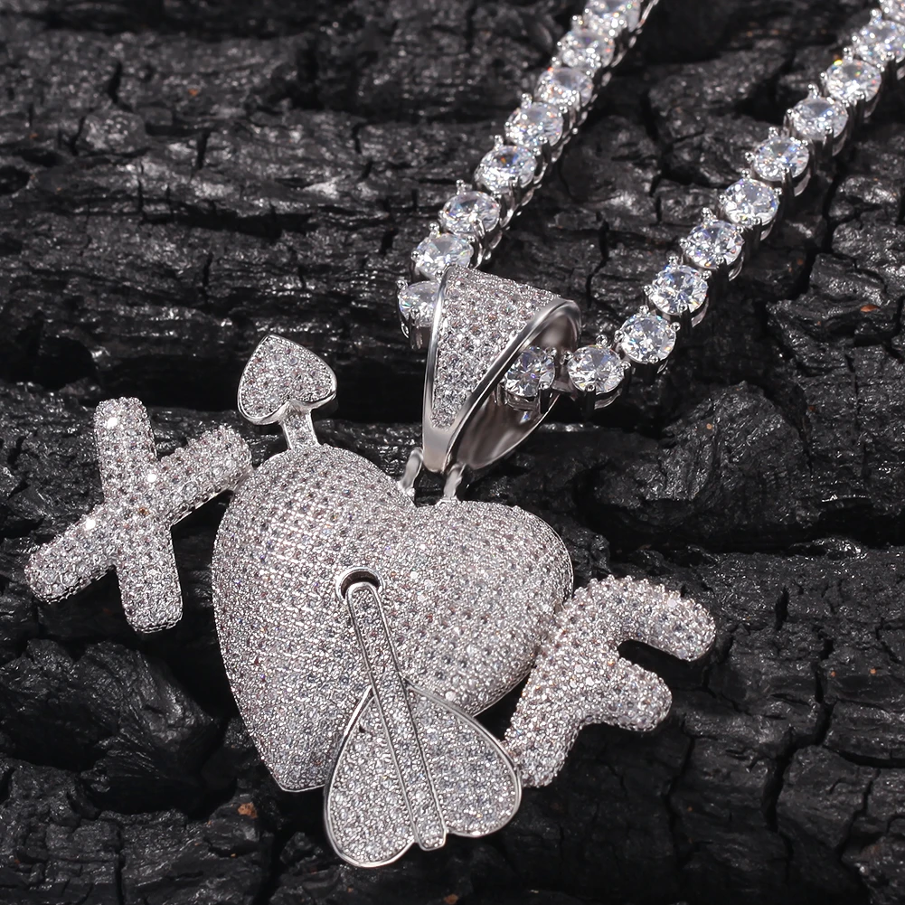 Hip Hop Fully Iced Out Bubble Extra Fine An arrow through a heart Pendant Necklace Mens&Womens Jewelry Gifts Hand Necklace