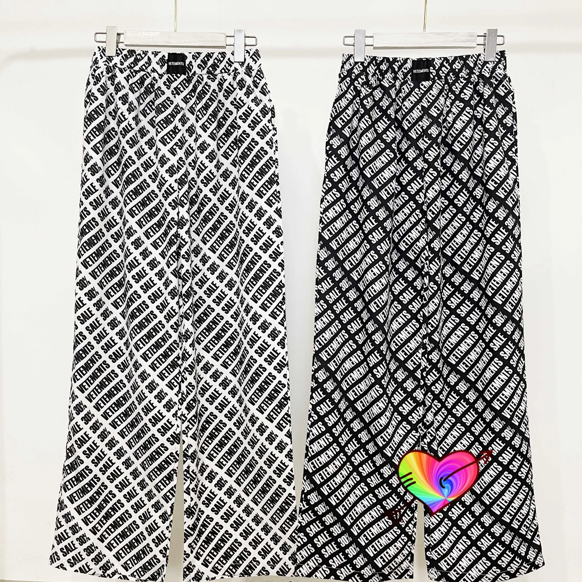 

2021 VETEMENTS Allover Pants Men Women 1:1 High Quality Patch Mark Vetements Pants VTM Straight Trousers Slightly Oversize