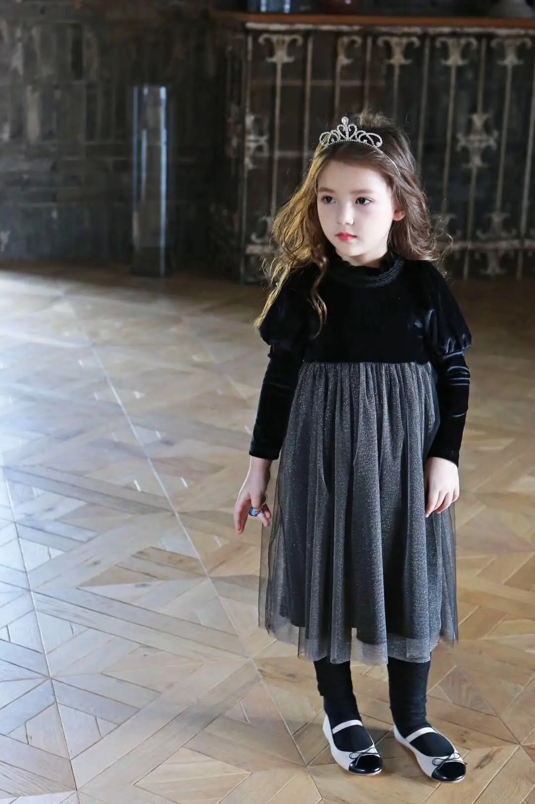 

2-10 year autumn winter children clothing Golden velvet Warm yarn skirt High waist princess Elegant dress kids dresses for girls