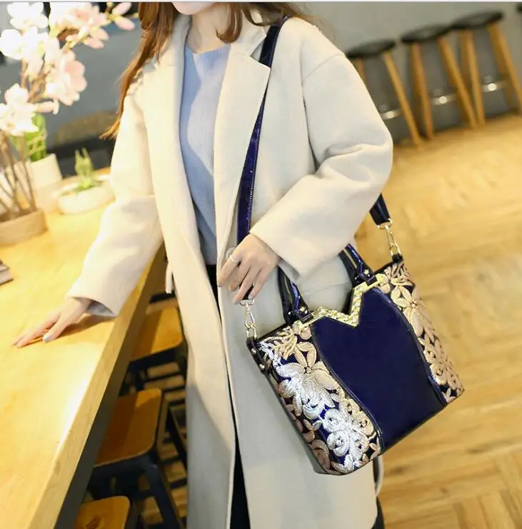 2020 new Handbag Womens Embroidered Glossy Shoulder Bag Purse Female Luxury Handbags Women Lacquer PU Leather Bags for | Багаж и сумки