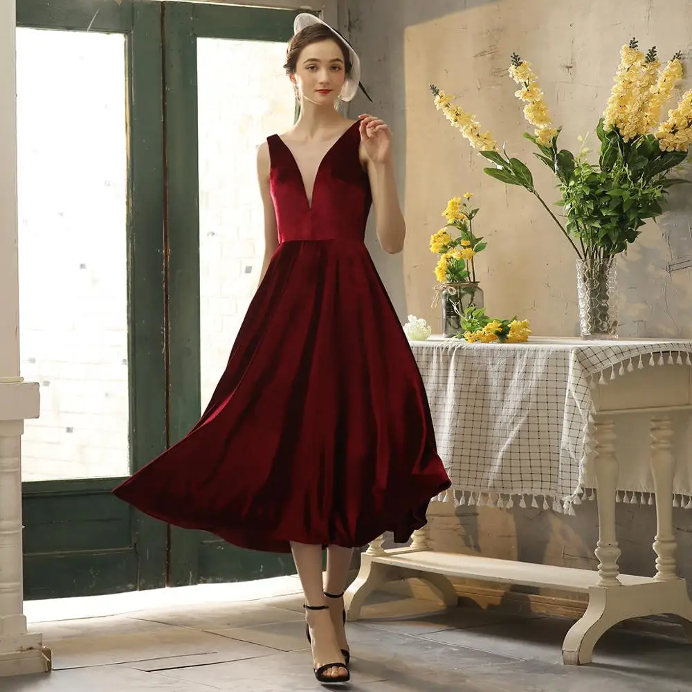 

Простое мягкое короткое бархатное вечернее платье с v-образным вырезом, танцевальное платье с открытой спиной длиной до колен 2020, коктейльн...