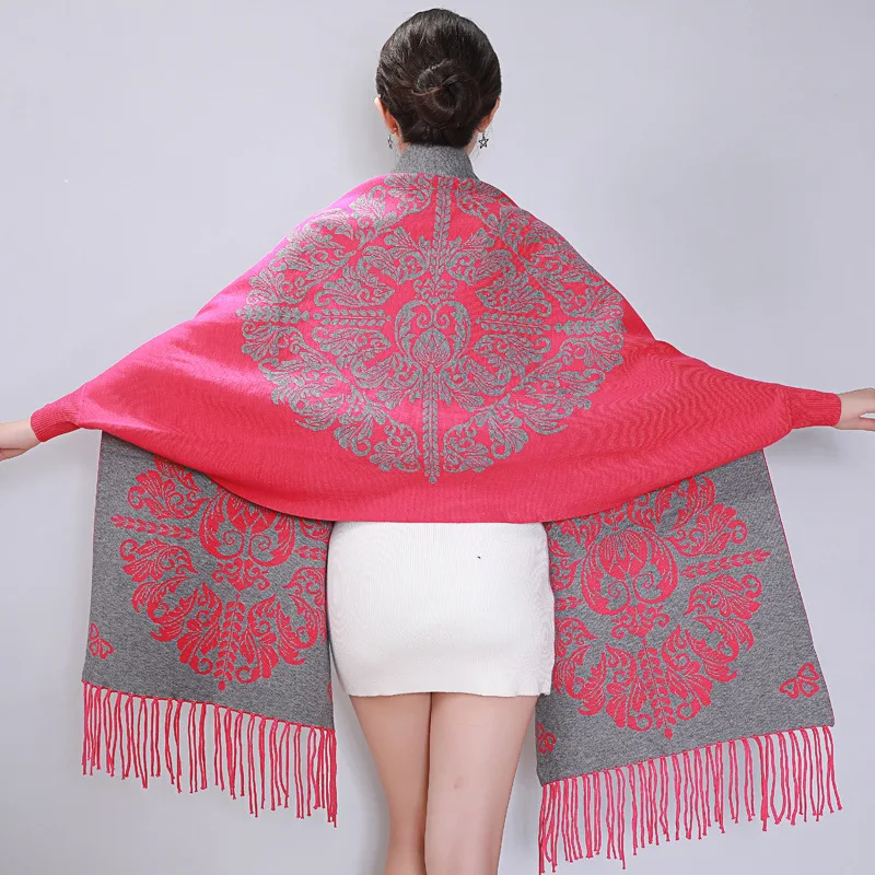 Кашемировое женское пончо в шотландскую клетку для осени и зимы |