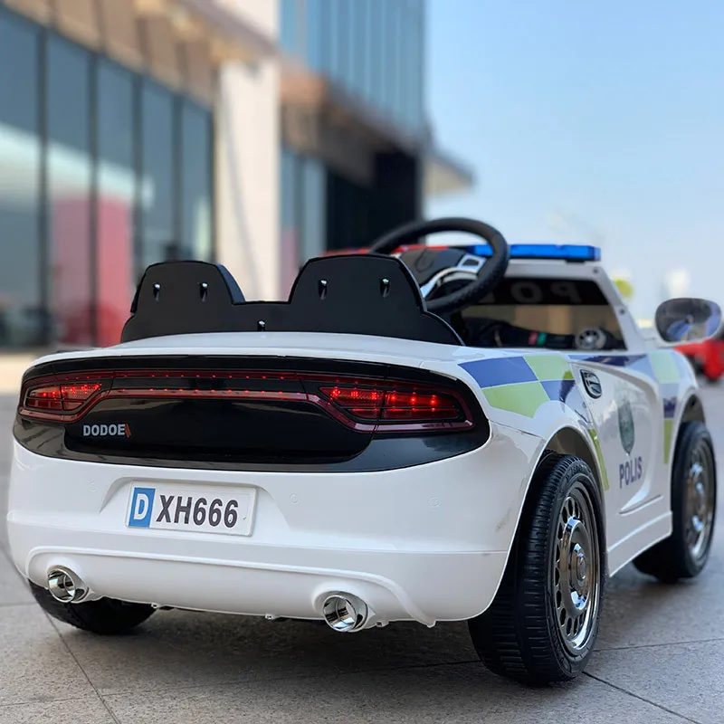 Новинка 2019 Детская электрическая машинка на четырех колесах с дистанционным