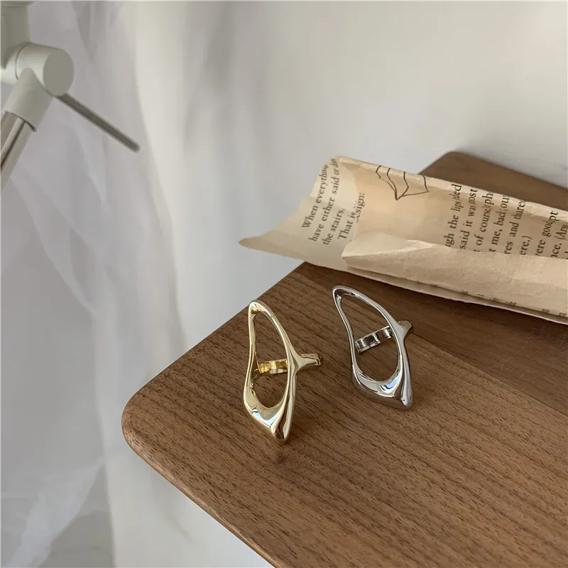 

Minimalist Irregular Hollow Ellipse Gold Silver Color Geometric Ring Women Exaggerated Link Twisted Metal Finger Rings Jewelry