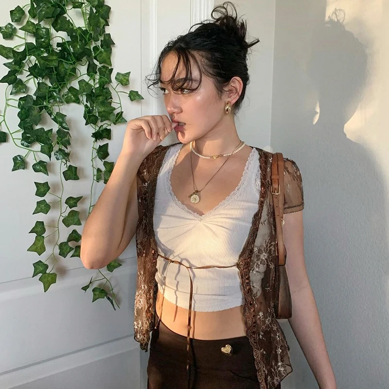 

Vintage Y2K Lace Crop Top Short Sleeve Tee Through Sexy Mesh Vrouw T-shirts V-hals Lace Up Bloemen Kawaii Kleding Y2k Shirt Tops