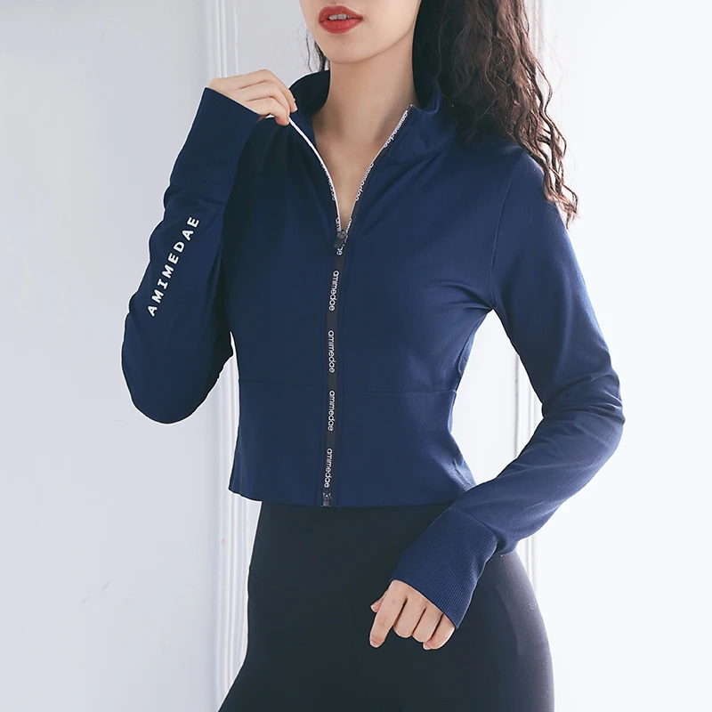 Облегающее спортивное пальто с воротником-стойкой короткий Стильный костюм для