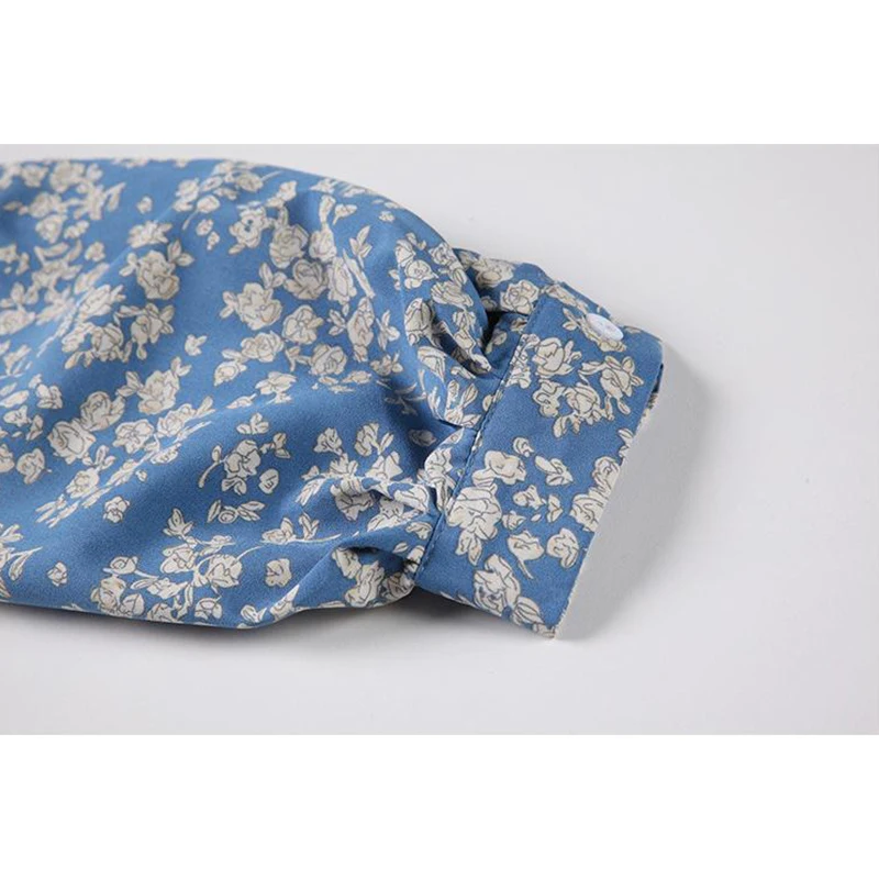 

Long Sleeve Lapel Blouses And Shirts Floral Print Blue Tops Single Breasted Cardigan Elegant Vintage French OL 2021 Loose Blusas