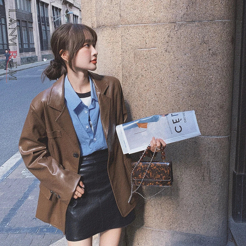 

LANMREM 2021 Autumn New Brown PU Leather Jacket Women Long Sleeve Loose Lapel Single Breasted Coat Female Fashion 2W861