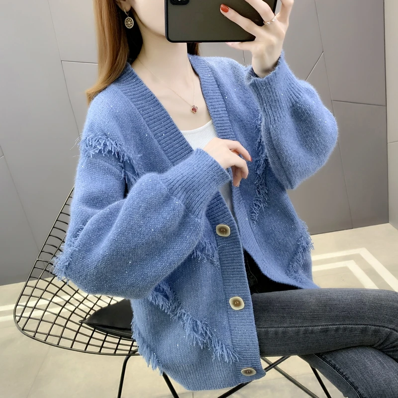

Room 201415 8 Row 4 lower] real shot V-neck solid color long sleeve button knitted cardigan 54
